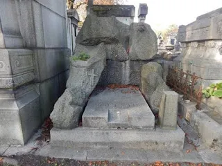 Tombe d'H. Morestin au Père-Lachaise